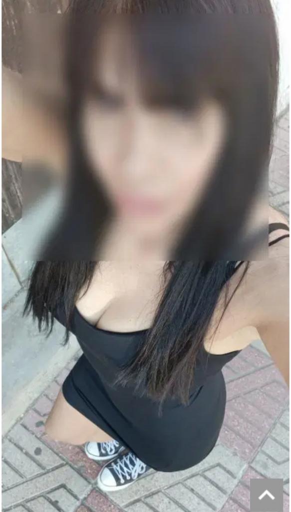 642268175: Chica busca chico en Valencia