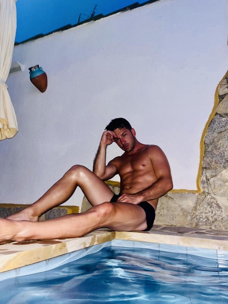 Chico busca chica en Castellón: 