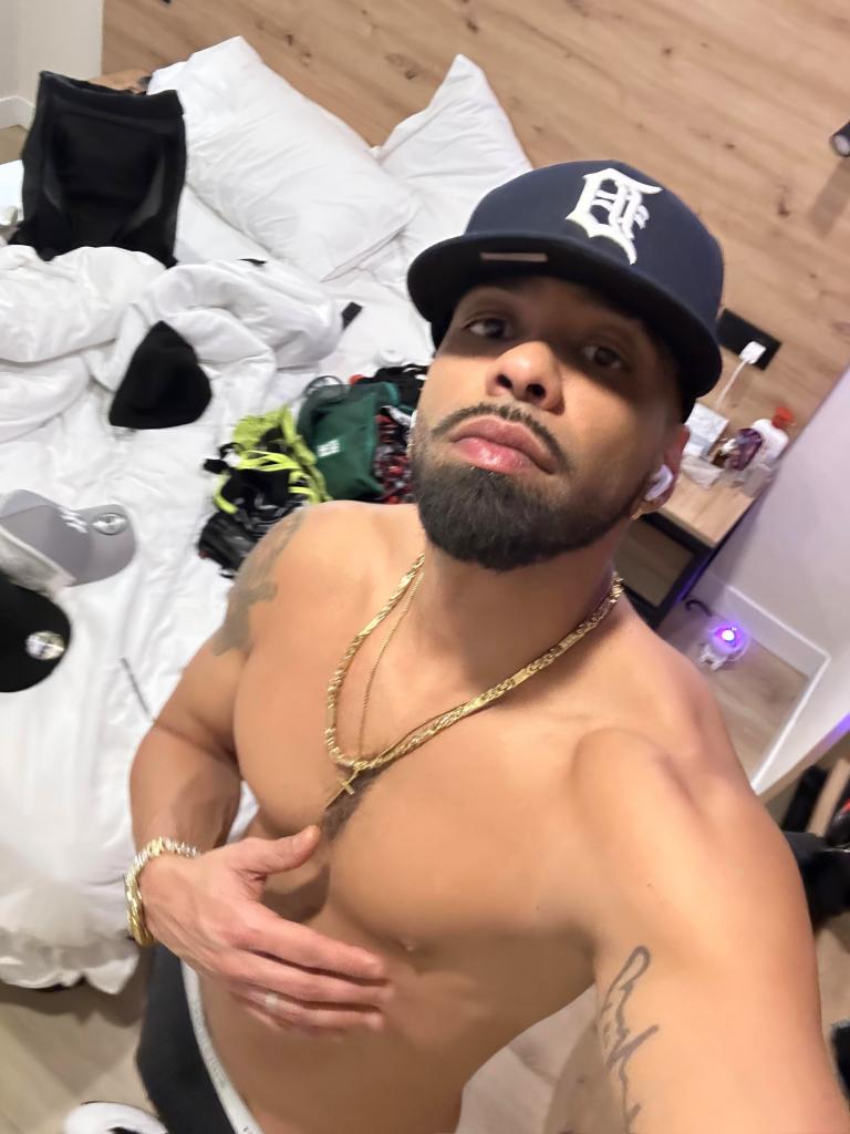 666113037: Chico busca chica en Madrid