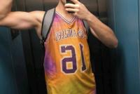 604548214: Chico busca chica en La Coruña