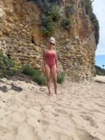 613387345: Chica busca chico en Cádiz