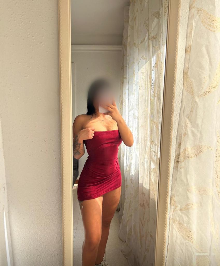 Chica busca chico en Almería: 
