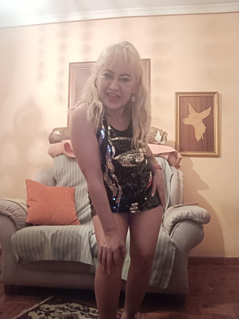 Chica busca chico en Sevilla: 