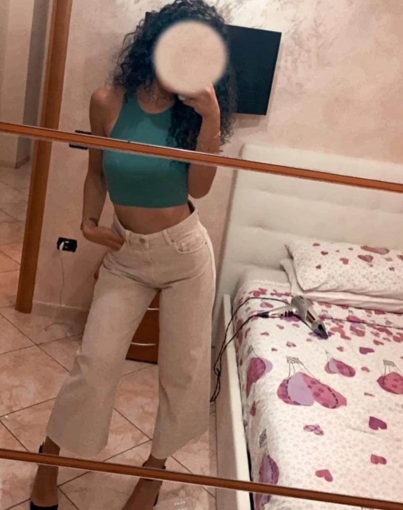 691163557: Chica busca chico en Madrid