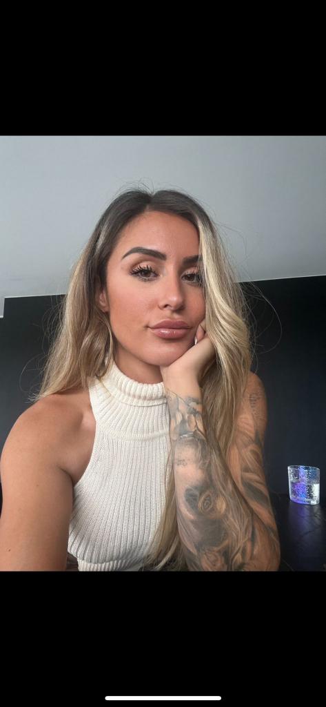 Chica busca chico en Cádiz: 