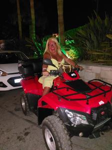 695992588: Travesti en Asturias