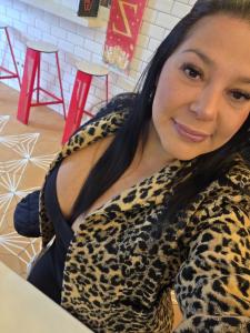 654757684: Chica busca chico en Madrid