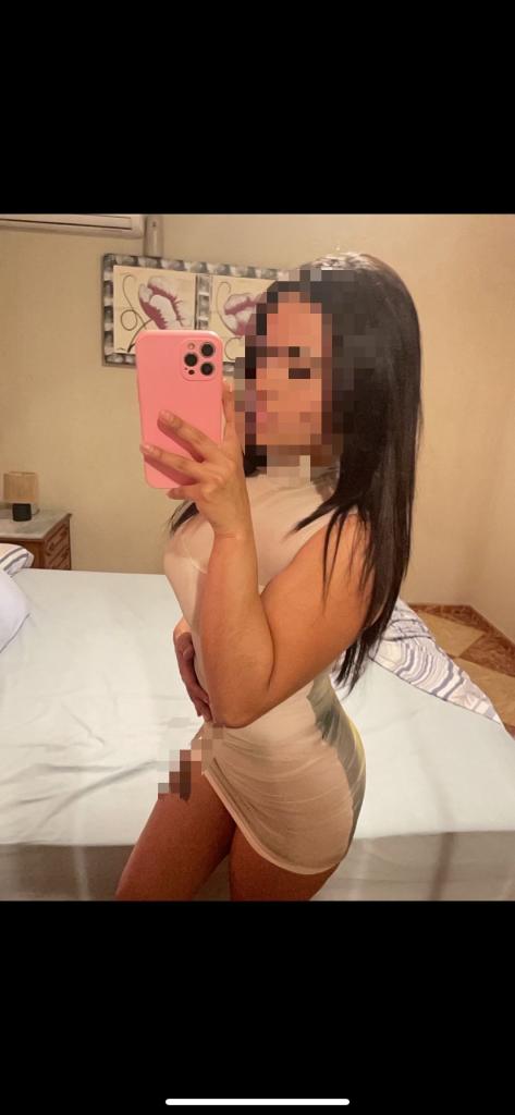 Chica busca chico en Granada: 