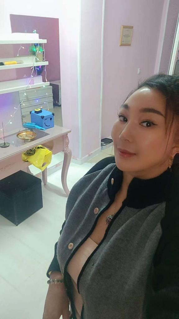 641818719: Chica busca chico en Barcelona