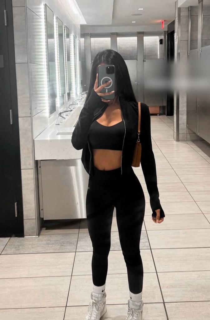 Chica busca chico en Tenerife: 