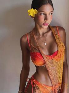 657339213: Chica busca chico en Ibiza