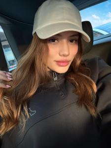 Chica busca chico en Ibiza: 