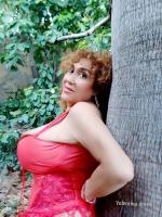 602638529: Chica busca chico en Madrid