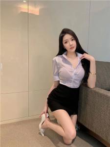 604160906: Chica busca chico en Barcelona