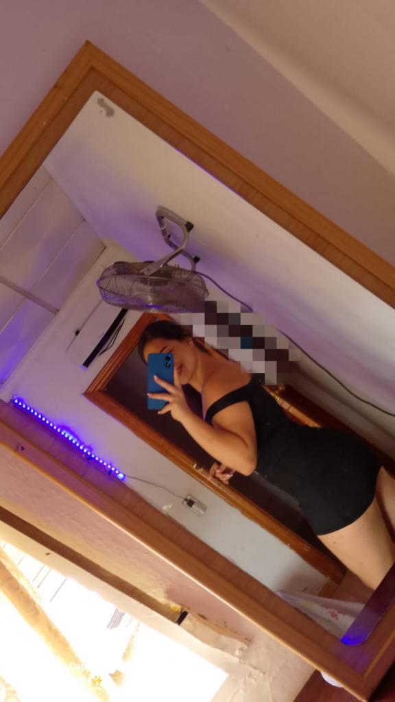 Chica busca chico en Murcia: 