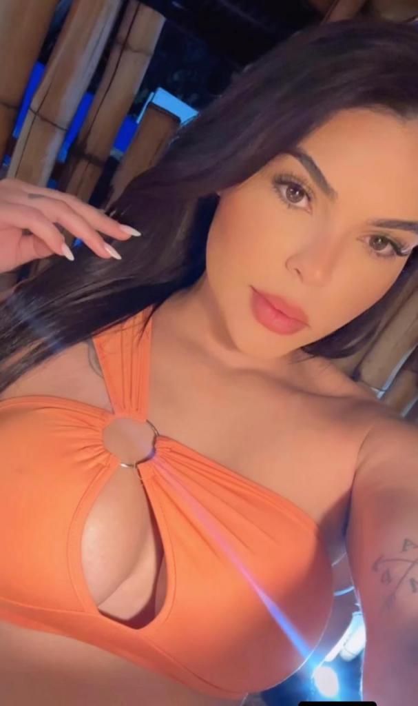 631566927: Chica busca chico en Málaga