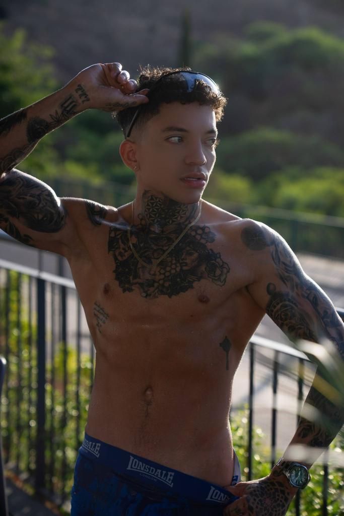 Chico busca chica en Asturias: 