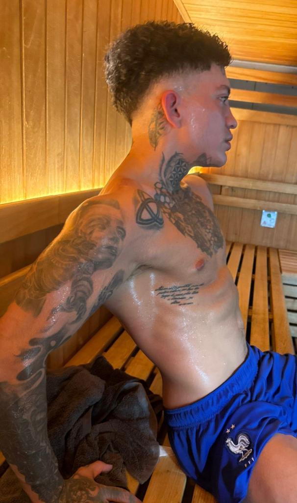 Chico busca chica en Asturias: 