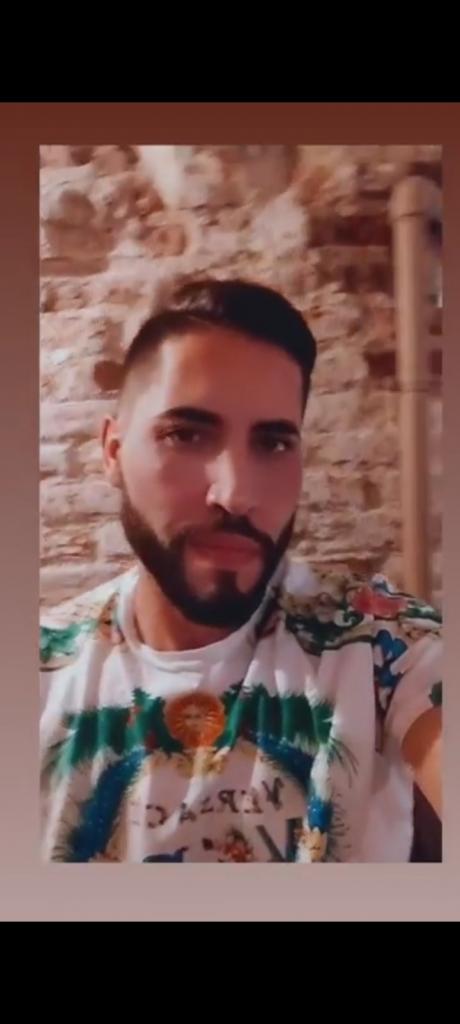 Chico busca chica en Málaga: 