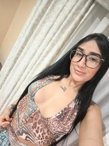 615594626: Chica busca chico en Madrid