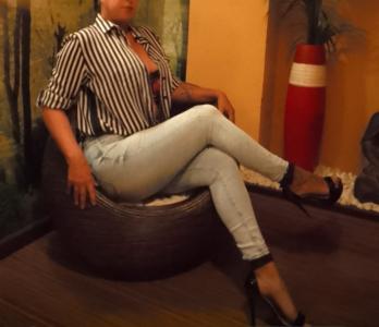 601333555: Chica busca chico en Zaragoza