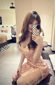 614910787: Chica busca chico en Barcelona