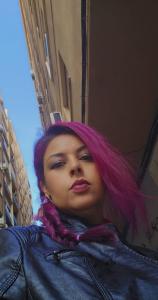 643934920: Chica busca chico en Sevilla