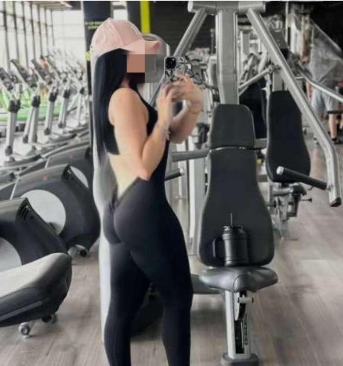 Chica busca chico en Cádiz: 