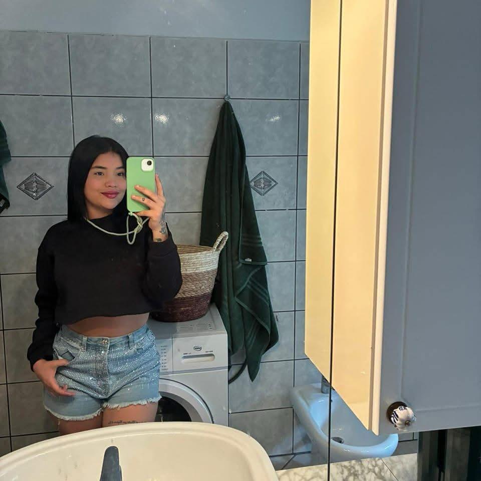 Chica busca chico en Cuenca: 