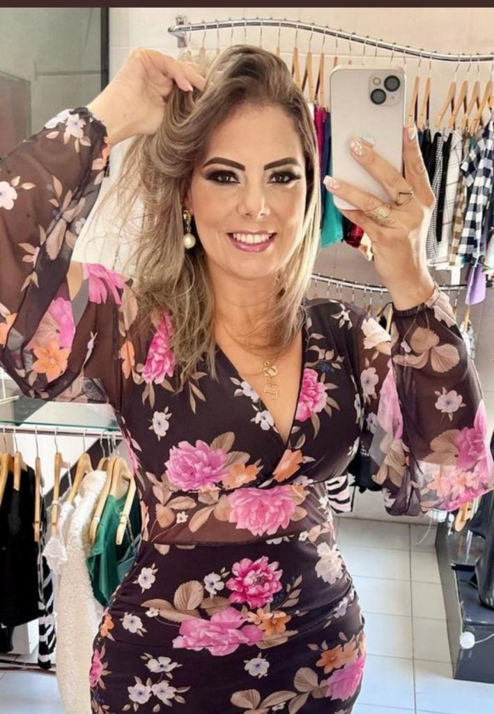 Chica busca chico en Granada: 