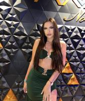 631382256: Chica busca chico en Málaga