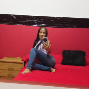 674088736: Chica busca chico en Granada