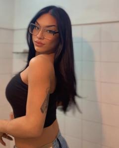 634071836: Transexual en Huelva