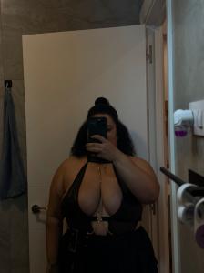 658329456: Chica busca chico en Madrid