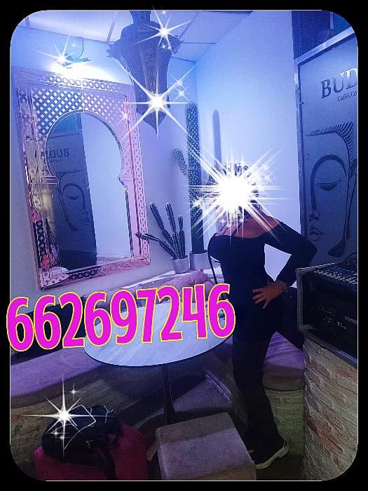 Chica busca chico en Sevilla: 