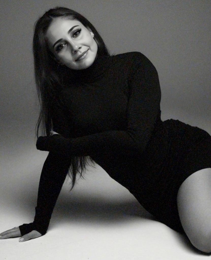 643670381: Chica busca chico en Málaga