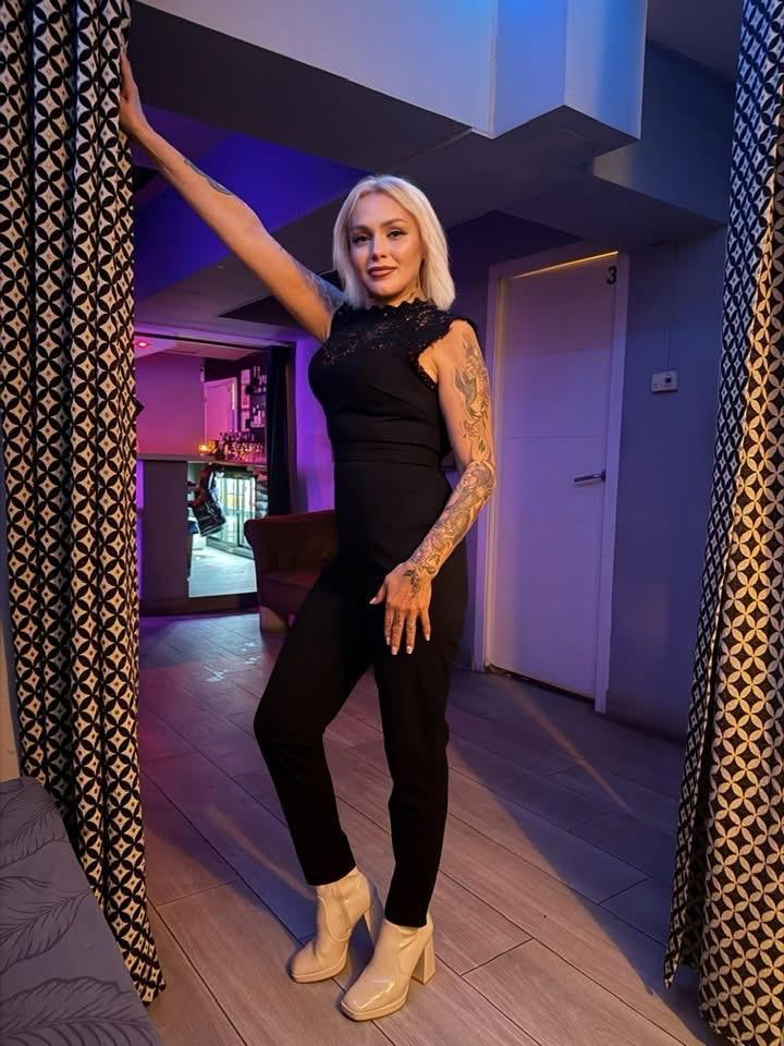 603805777: Chica busca chico en Barcelona