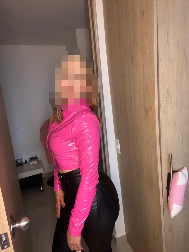 Chica busca chico en Jaén: 