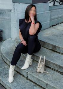 617753318: Chica busca chico en Madrid