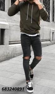 Chico busca chica en Sevilla: 