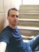 639247150: Chico busca chica en Valencia