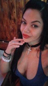 677593134: Chica busca chico en Madrid