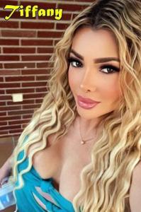 669608091: Chica busca chico en Madrid