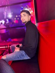 613980808: Chico busca chica en Asturias