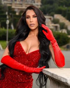 637805317: Transexual en Barcelona