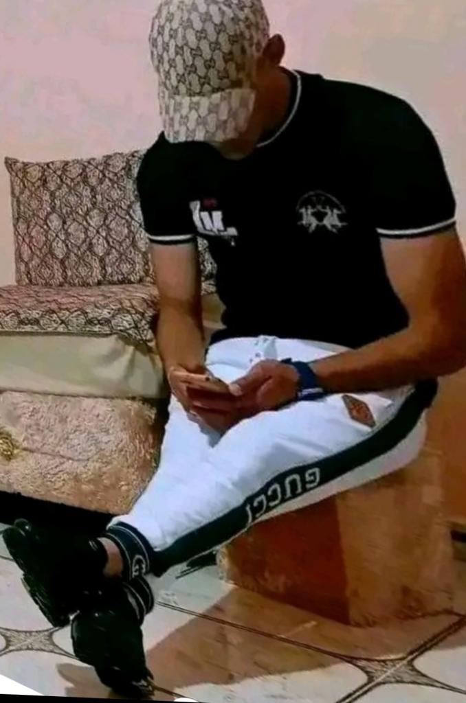 600251099: Chico busca chica en Las Palmas