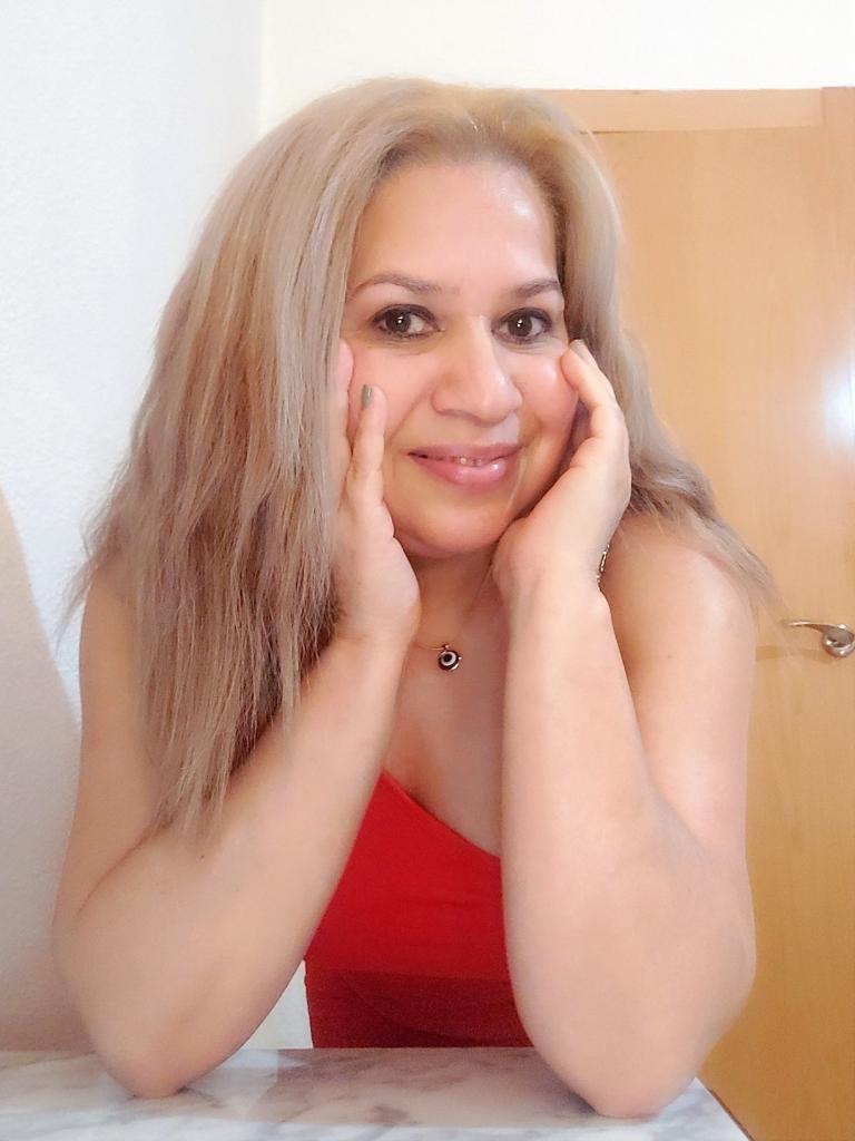 642092177: Chica busca chico en León