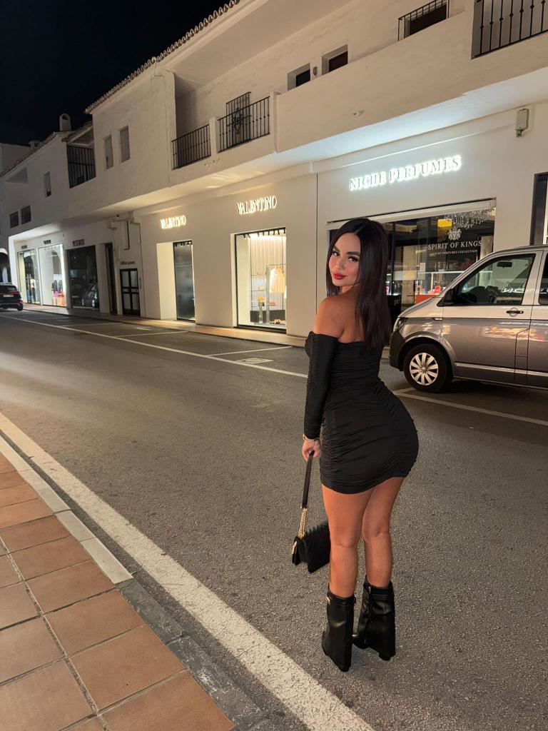 614586541: Chica busca chico en Tenerife