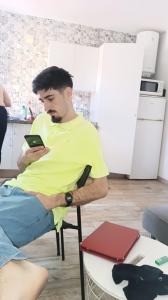 645543915: Chico busca chica en Sevilla