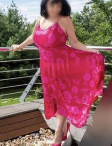 628134298: Chica busca chico en Segovia